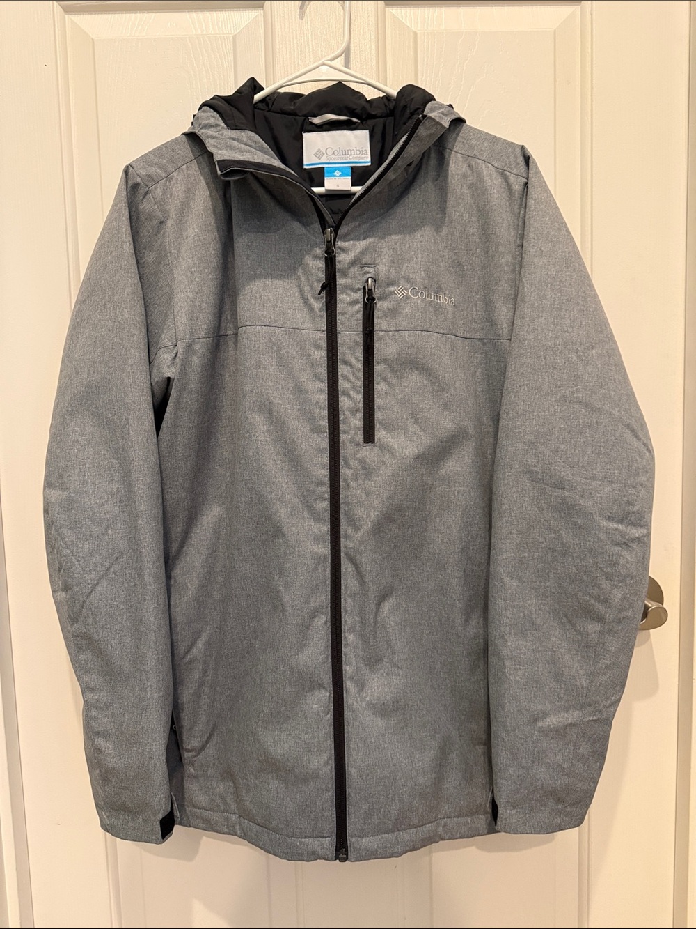 Columbia Men's Gray Hooded Winter Coat with Chest Zip Pocket